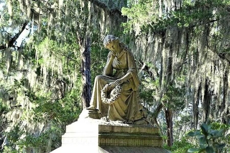 Savannah Bonaventure Walking Tour with Transportation - Whats Included & What to Bring