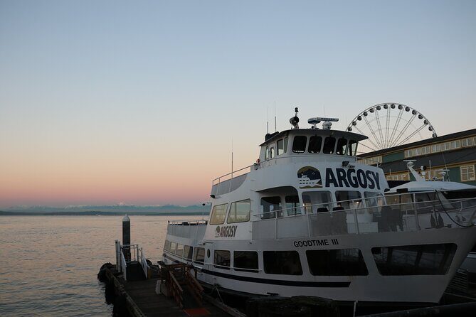 Seattle Summer Views Cruise - Food, Drinks, and Atmosphere Onboard