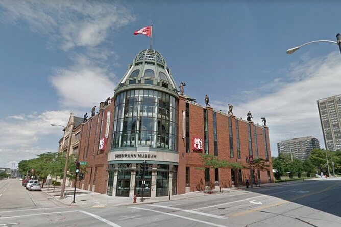 Self-Guided Scavenger Hunt: Milwaukee A Splash of Color - Who Is This Tour Best For?