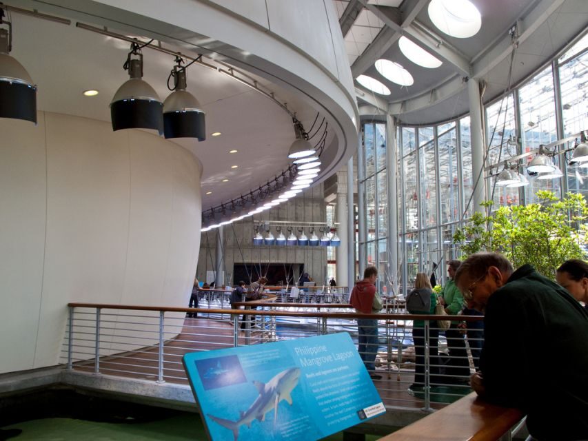 SF: CA Academy of Sciences & Hop-on Hop-off Tour (Save 15%) - Who Is This Tour Best For?