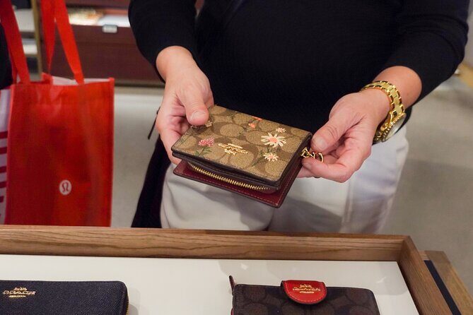 Shopping in Las Vegas with a Personal stylist - FAQs