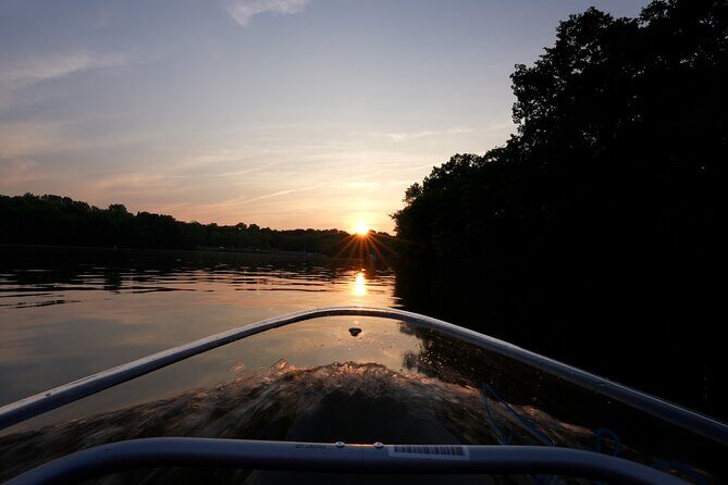 Small Group Clear Kayak Tour of Old Hickory Lake - Why This Tour Stands Out