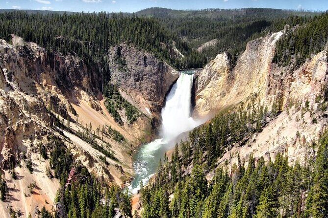 Small Group In-Depth Yellowstone&Grand Teton 5-Day w/2NightCabins - An In-Depth Look at the Tour Experience