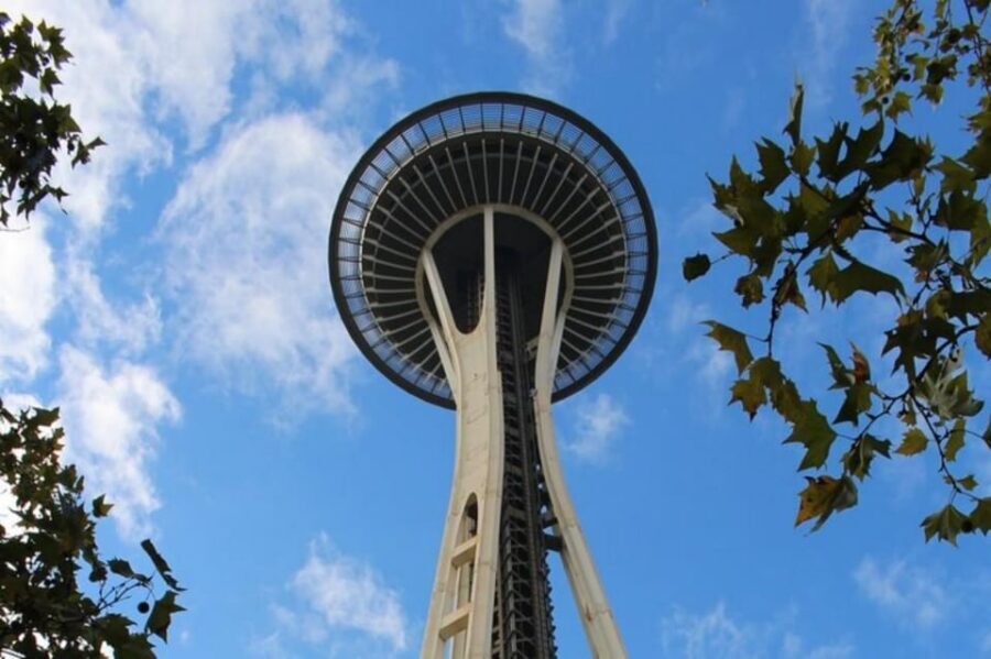 Small Group Seattle Day Tour with Major Attractions,Tea&Deli - What’s Included and What’s Not?