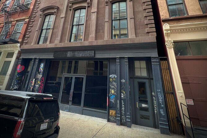 SoHo from Hells Hundred Acres to NYCs Cradle of Art: A Self-Guided Audio Tour - FAQ