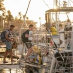 South Maui: Molokini & Turtle Town Snorkeling Tour with Meal - The Experience in Detail