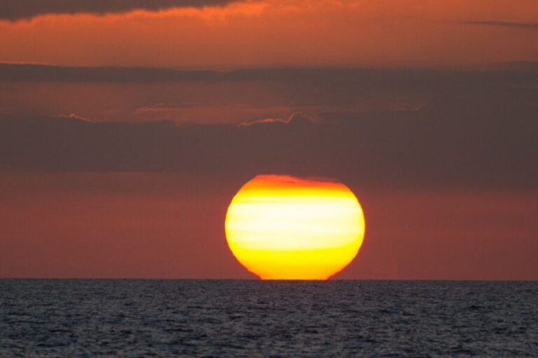 South Maui Sunset & Celestial Cruise - Authentic Experiences and What Reviewers Say