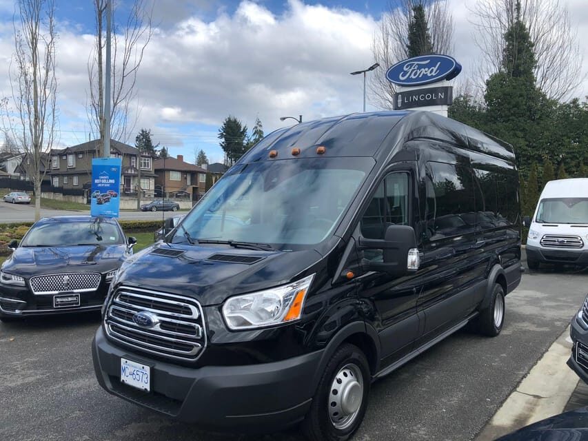 Sprinter Van : Vancouver Airport to Seattle downtown - The Experience: What to Expect from Vancouver to Seattle in a Private Shuttle