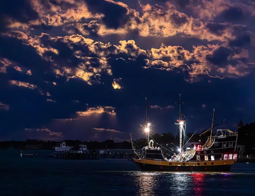 St Augustine: Black Raven Pirate Ship July 4th Fireworks - How the Experience Adds Value