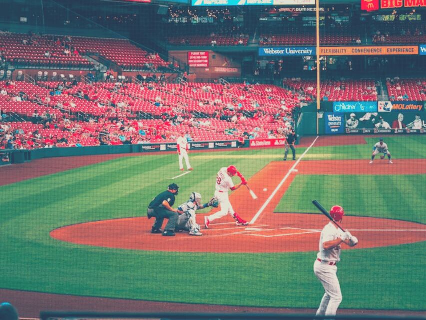 St Louis Cardinals Baseball Game at Busch Stadium - An In-Depth Look at the Experience