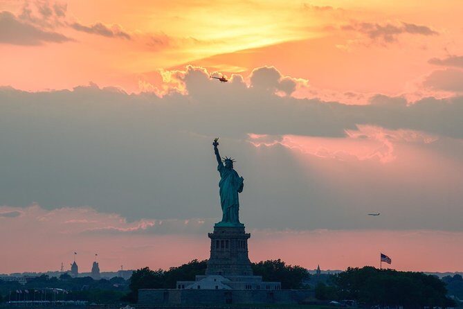 Statue of Liberty and Ellis Island Sunset Cruise - Who is This Tour Best For?