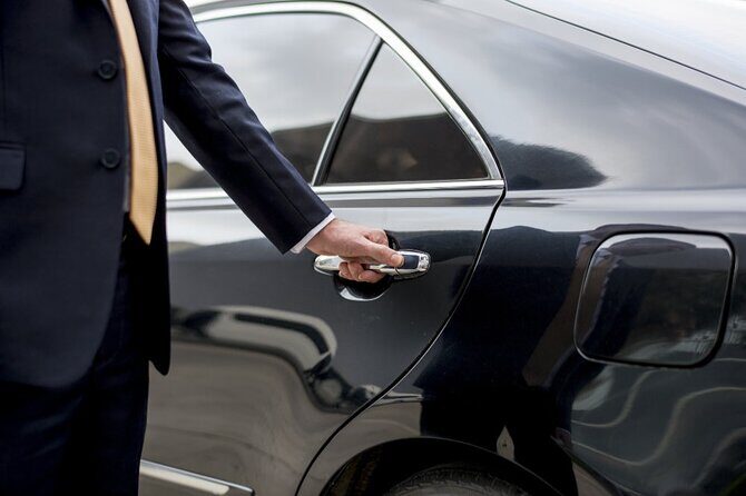 STL Royal Limousine & Black Car Service. STL Airport Dropped off - What to Expect During Your Airport Drop-Off