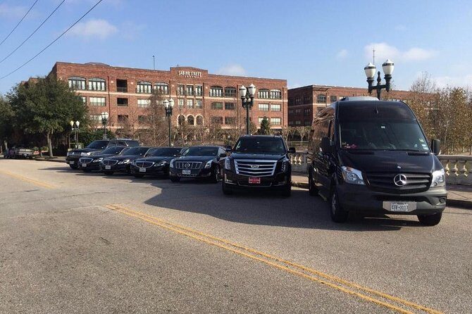 SUV Transfer to Galveston or SUV Transfer from Galveston - Effortless Travel from Houston to Galveston with Private SUV Transfer