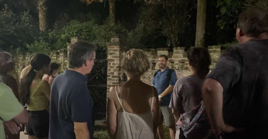 Take an Amazing Guided Ghost Tour! - Who Is This Tour Best For?