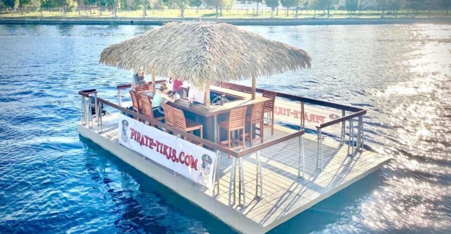 Tampa: Hillsborough River Tiki Bar Boat Up to 13 people - What We Love About This Experience