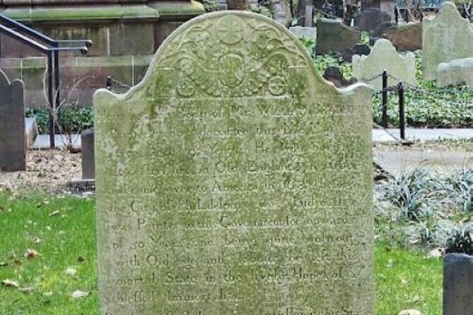 The Outlaws Who Built NYC Walking Tour - Starting Point & First Impressions