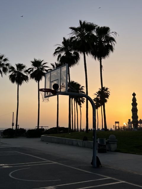 Venice Beach : French guided walking tour - The Experience: A Balance of History, Culture, and Fun