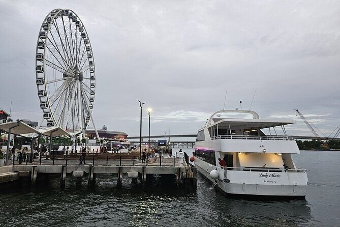 VIATOR EXCLUSIVE CRUISE: Miami Party Boat & Millionaire Homes - Key Points