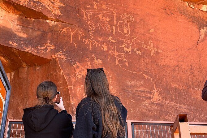 Visit with French Guide of the Valley of Fire - The Itinerary: What to Expect