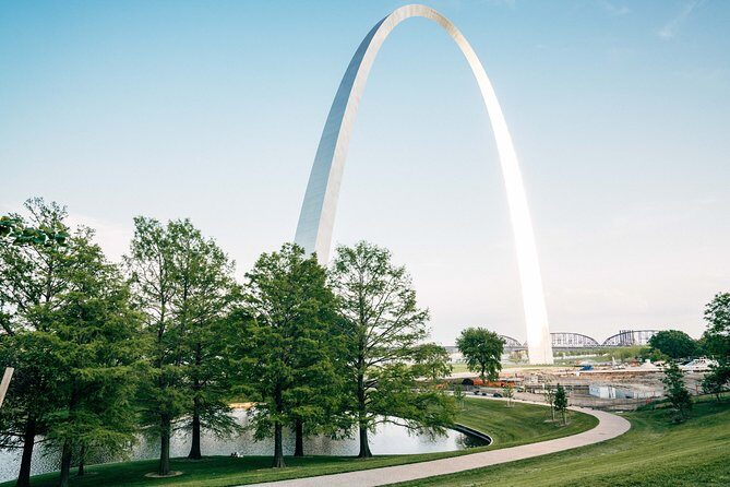 Walking Tour of the Saint Louis Fascinating History - A Guided Stroll through Iconic Landmarks: What to Expect