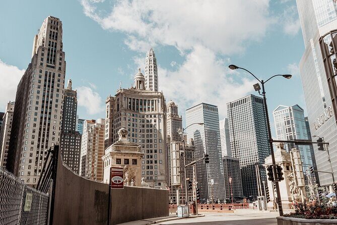 Wind City Wanderlust: A Chicago Family Odyssey - The Authentic Family Experience