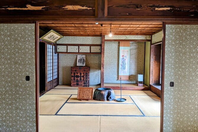 1 Day Historic Obuse and Hokusai Mad Man of Art Tour in Japan - Transport, Price, and Overall Value