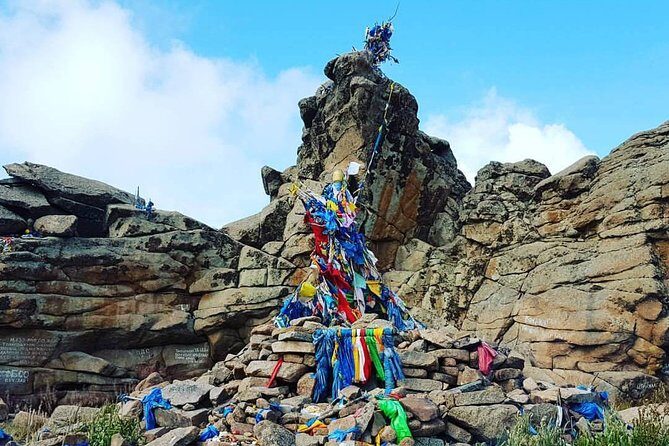 1 Day Manzushir Monastery & Hiking to Tsetsee Gun (Bogd Khan Summit) - Who is This Tour Best For?