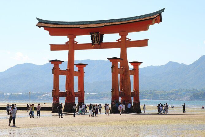 1-Day Private Sightseeing Tour in Hiroshima and Miyajima Island - Who Should Consider This Tour?