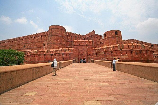 1-Day Trip to Taj Mahal and Agra from Chennai with Both side Commercial Flight - What’s Included and What’s Not