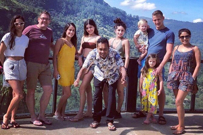 10 Days Tour in Sri Lanka (Hotels with Breakfast & Luxury Car) - What Makes This Tour Stand Out?