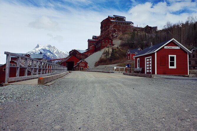 11 Day Grand Alaska Highlights Tour - The Ice and Waterfalls of Valdez