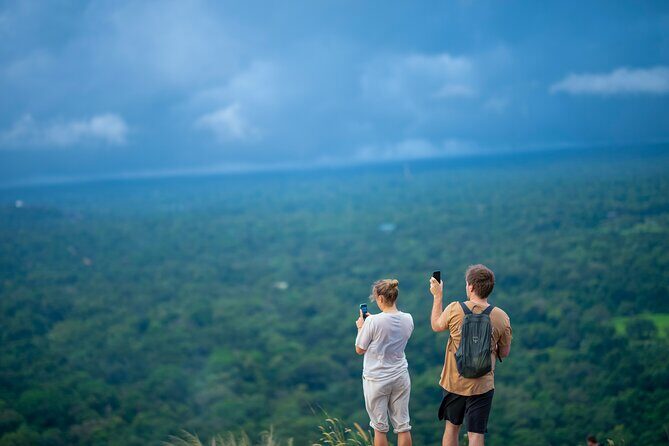 14 Days Sri Lanka ALL in One Classic Tour - Cultural and Natural Riches