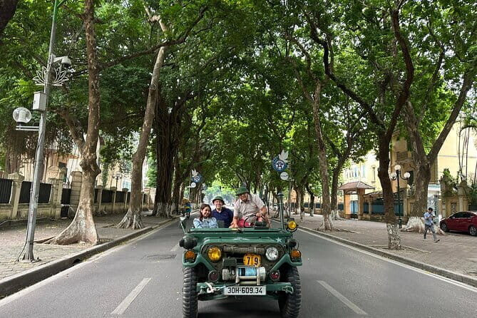 2.5 Hour City Ride of Saigon By Open Army Jeep - Who’s This Tour Best For?