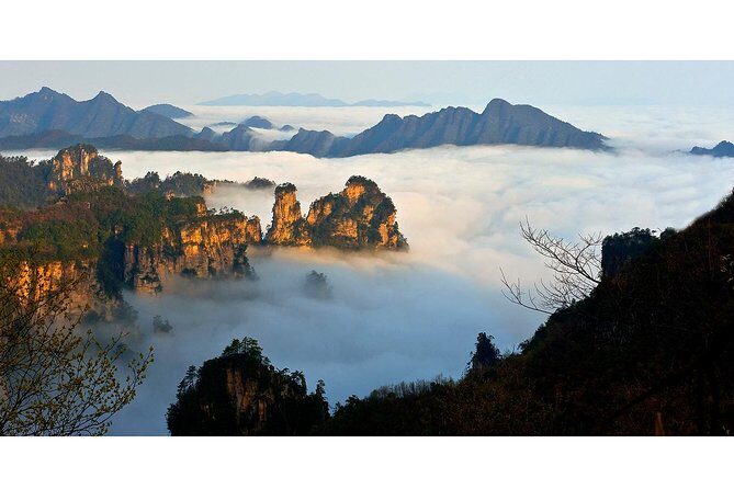 2-Day Mini Group Zhangjiajie Tour: Avatar Mountain & Glass Bridge - Authentic Insights from Travelers