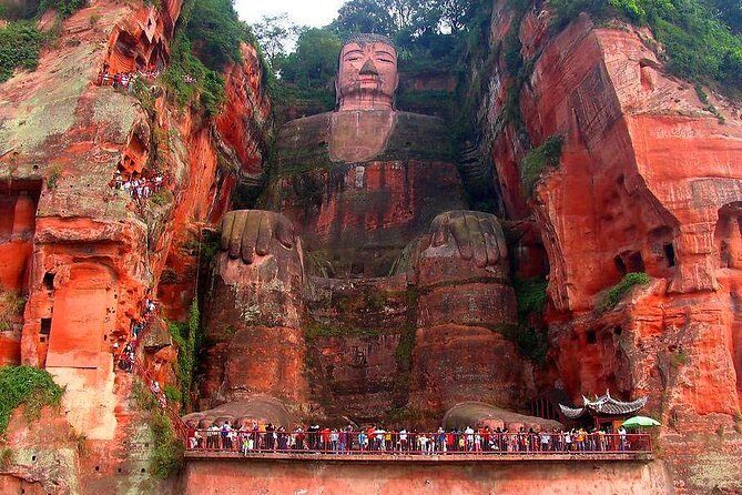 2-Day Private Tour of Leshan Grand Buddha and Emei Shan including Monastery Stay - Who Should Consider This Tour?