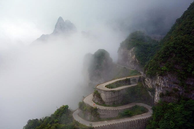 2 Day Private Tour of Zhangjiajie Highlights with Skip The Line - The Value of This Tour