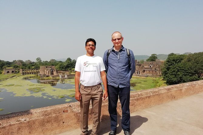 2 day tour from Mumbai to architectural wonder of Mandu - FAQ