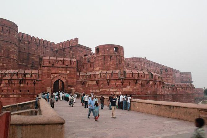 2-Day Tour to The Taj Mahal, Agra from Kolkata with Both side Commercial Flights - The Value of This Experience