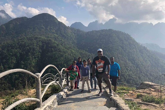 2 days AMAZING trekking Sapa from Hanoi with various options - Who Should Consider This Tour?