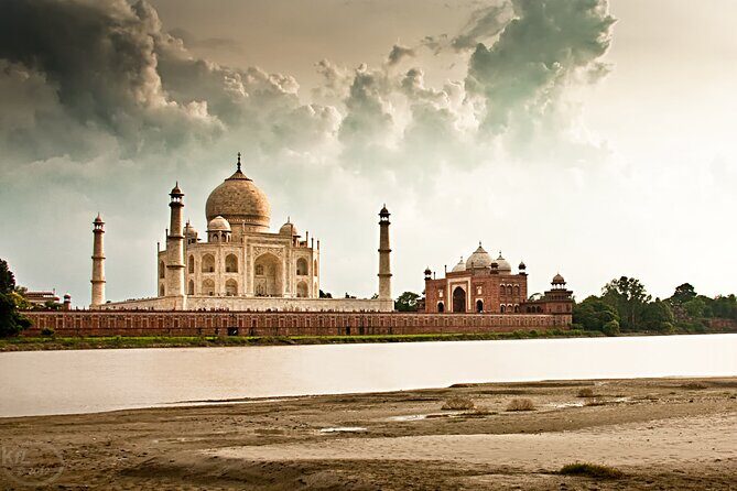 2 Days Delhi & Agra Tour with Taj Mahal Sunrise - The Itinerary (Detailed Breakdown)