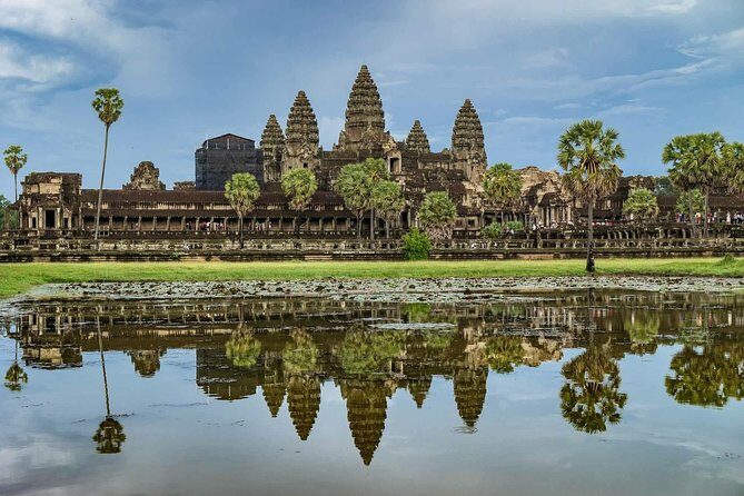 2 Days Discover Angkor Wat Complex and Cambodia's Villages Tours - What Makes This Tour Stand Out?