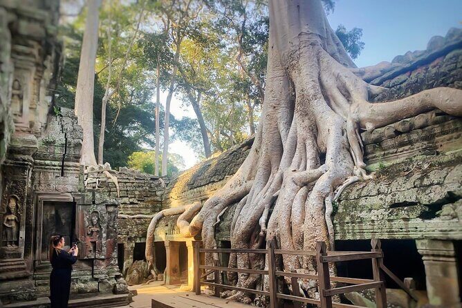 2 Days Guided Historical Tour in Angkor - Practical Details and Tips