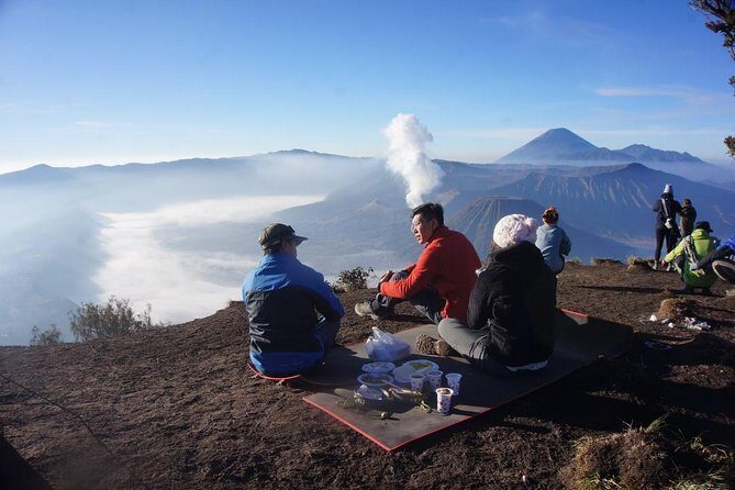 2 Days Private Tour Ijen and Bromo from Banyuwangi - Authentic Experiences & Guide Highlights