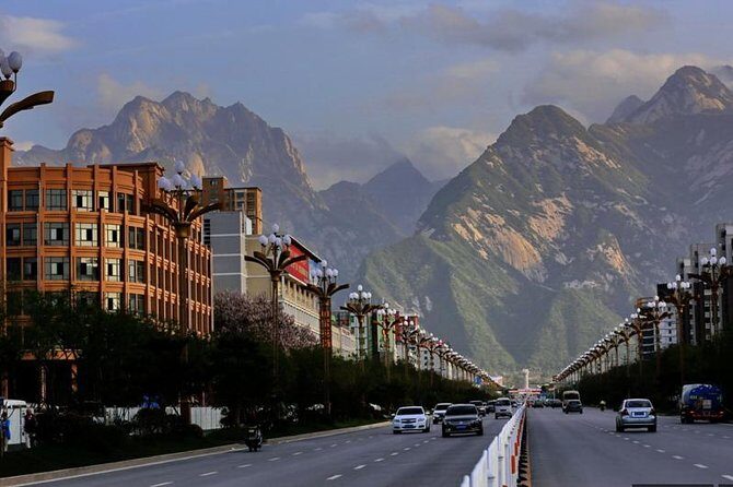 2 Days Xian Small Group Tour: Terracotta Army, Big Wild Goose Pagoda, Mt Huashan - Who is This Tour Best For?