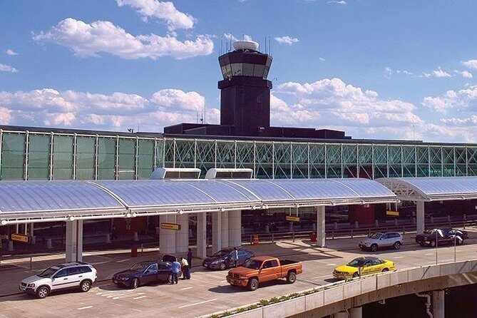 24-7 express Airport Shuttle-Taxi & Cars - Who Is This Service Best For?