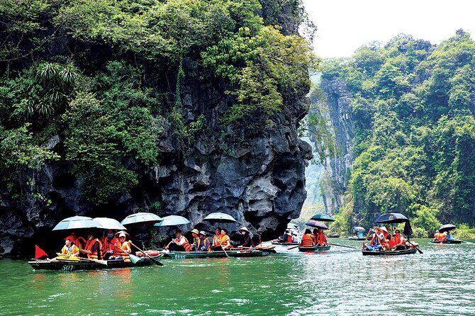 2Day-1Night: Hanoi-Ninh Binh-Ha Long Bay-Overnight in Tam Coc - Day 2: Ha Long Bay’s Mesmerizing Seascapes
