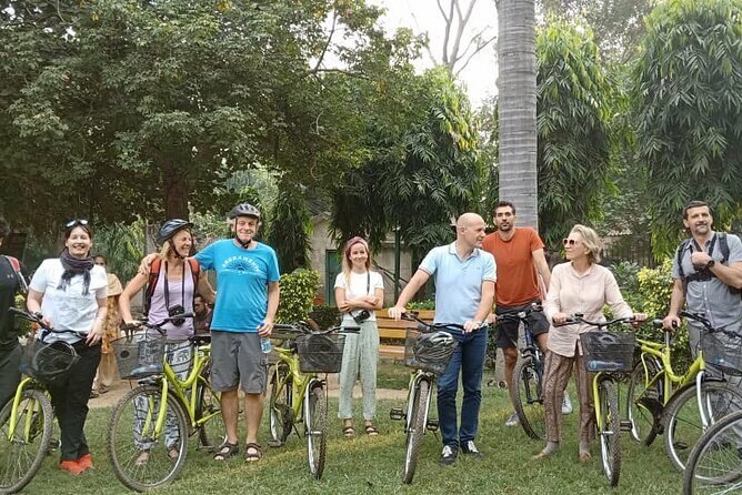 3.5-Hours South Delhi Private Bike Tour with Lodi Art District - Who Should Book This Tour?