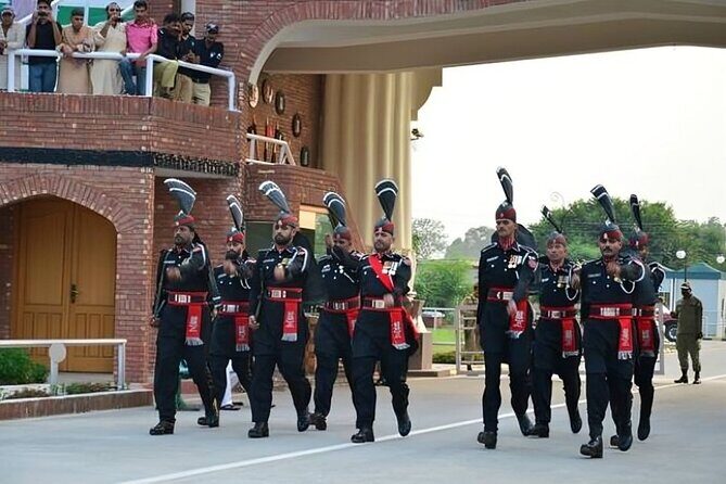 3 Days Guided Full Board Tour of Lahore - FAQs