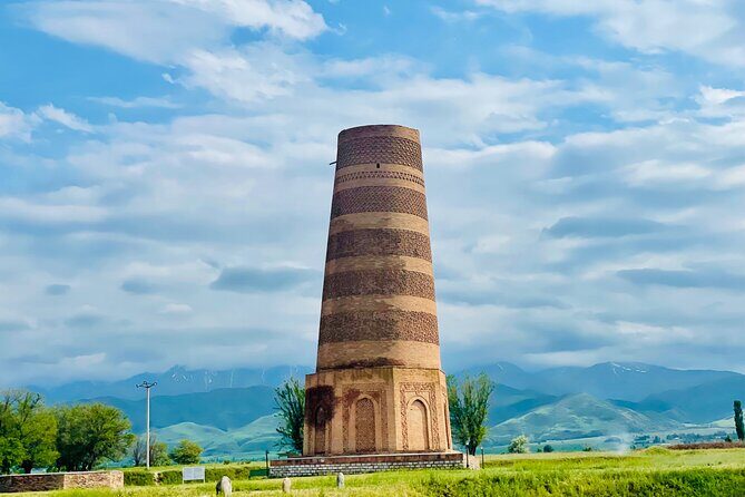 3 Days Issyk Kul lake & Chon Kemin: Eagle show, horse riding - What Makes This Tour Stand Out?