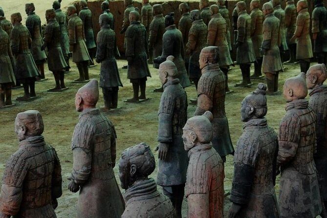 3 Days Xian Highlight Small Group Tour - Day 2: Temples, Walls, and the Muslim Quarter